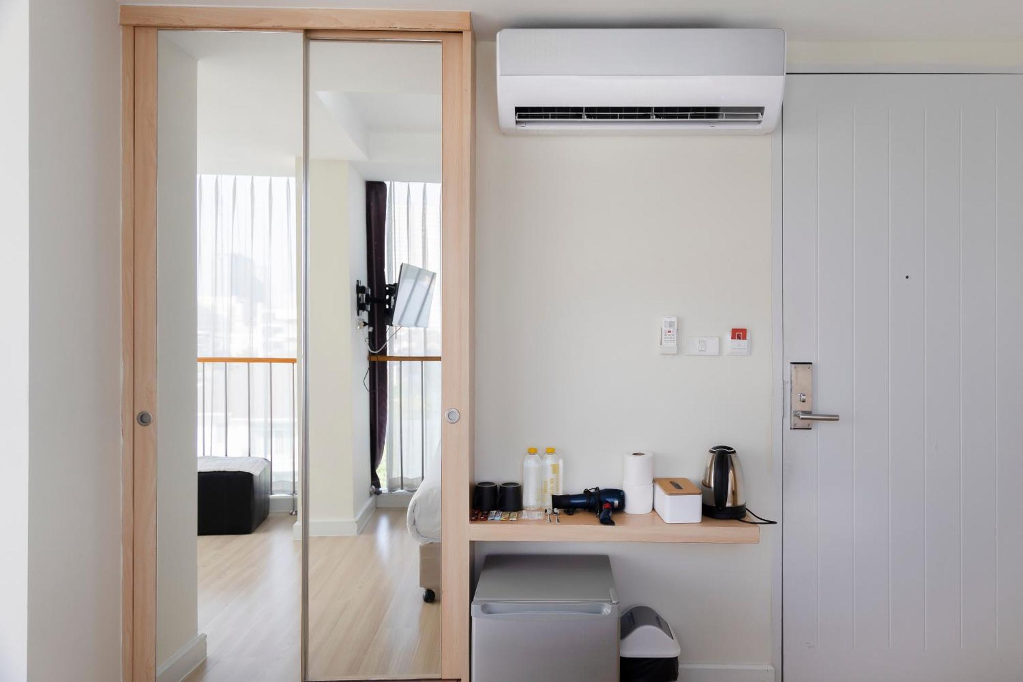 Отель Gp House Express Sukhumvit 81 Бангкок Экстерьер фото