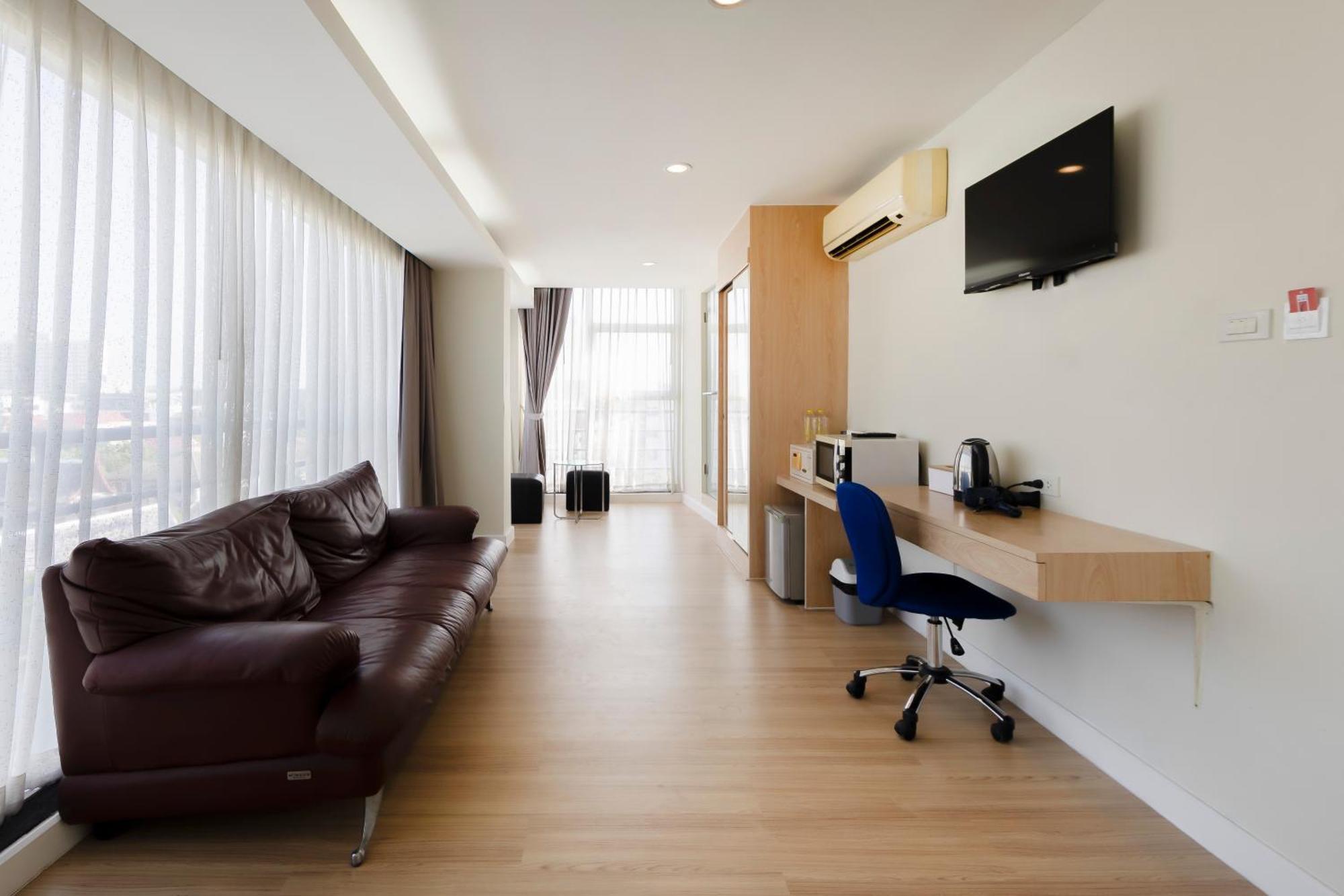 Отель Gp House Express Sukhumvit 81 Бангкок Экстерьер фото