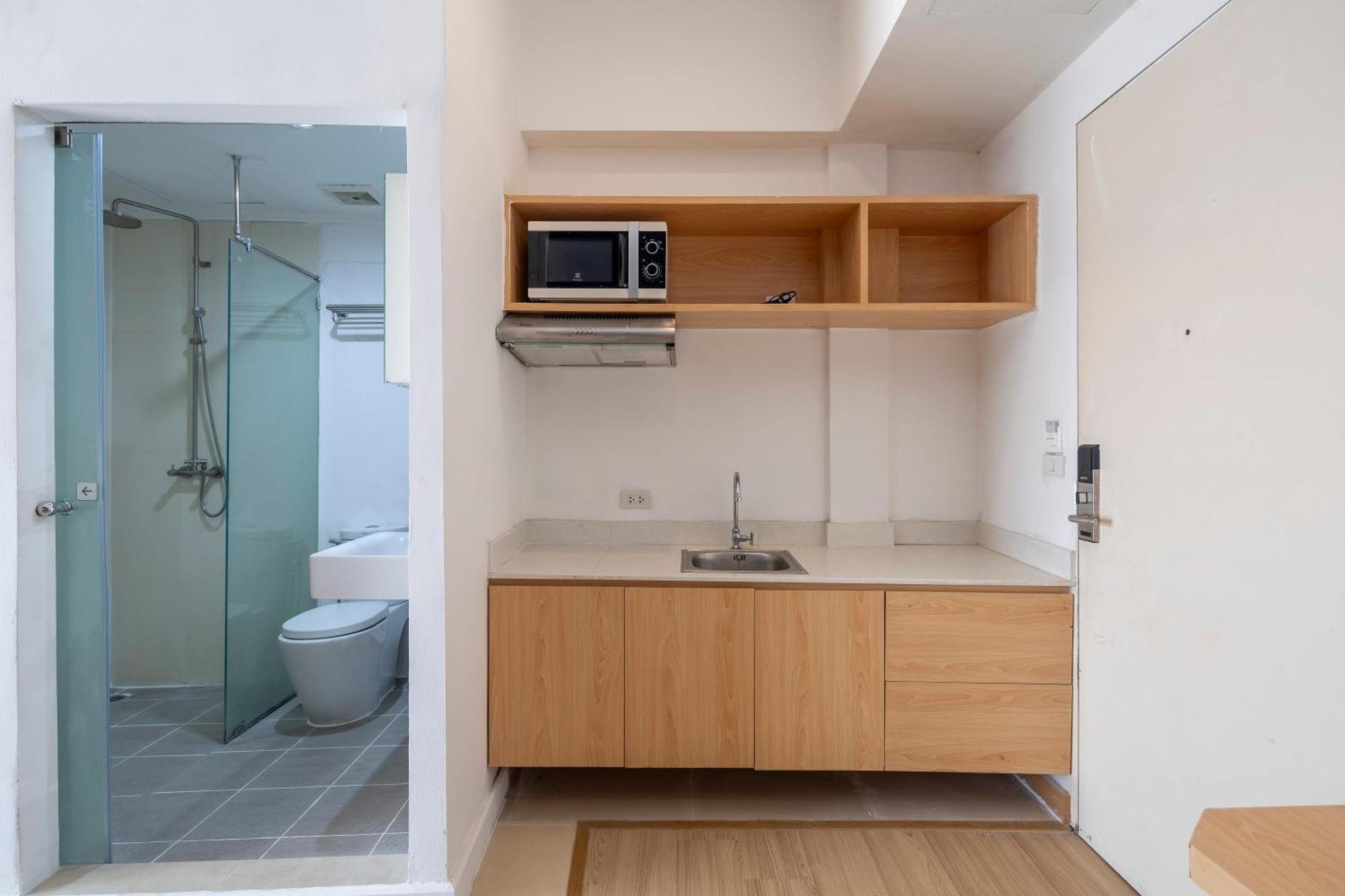 Отель Gp House Express Sukhumvit 81 Бангкок Экстерьер фото
