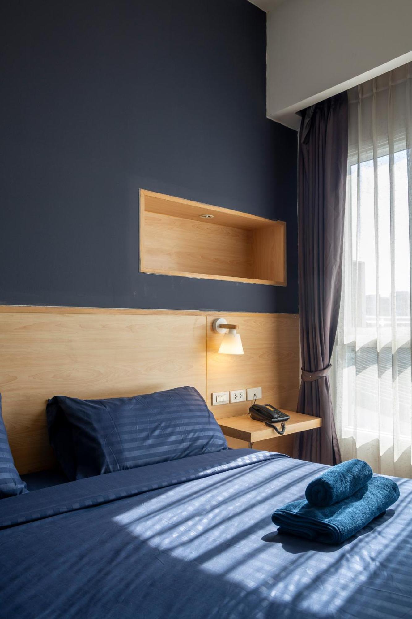Отель Gp House Express Sukhumvit 81 Бангкок Экстерьер фото